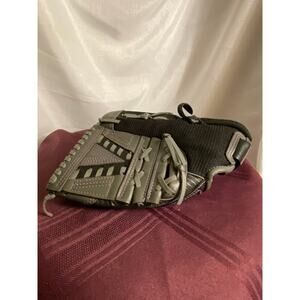 Franklin Fast Pitch Pro Series Baseball Glove 22431 Right Hand Throw 11 inch EUC